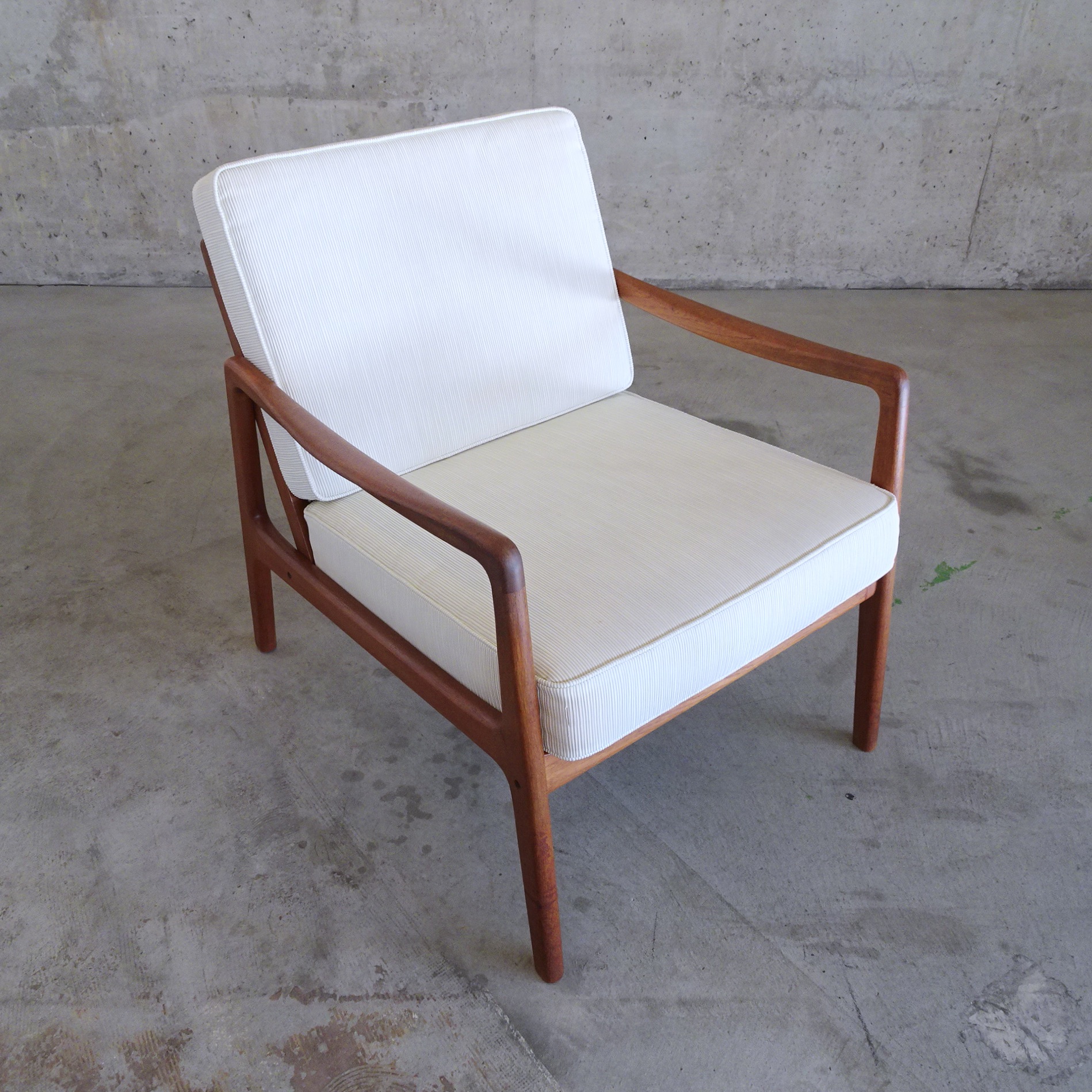 Mid century Ole Wanscher Lounge Chair