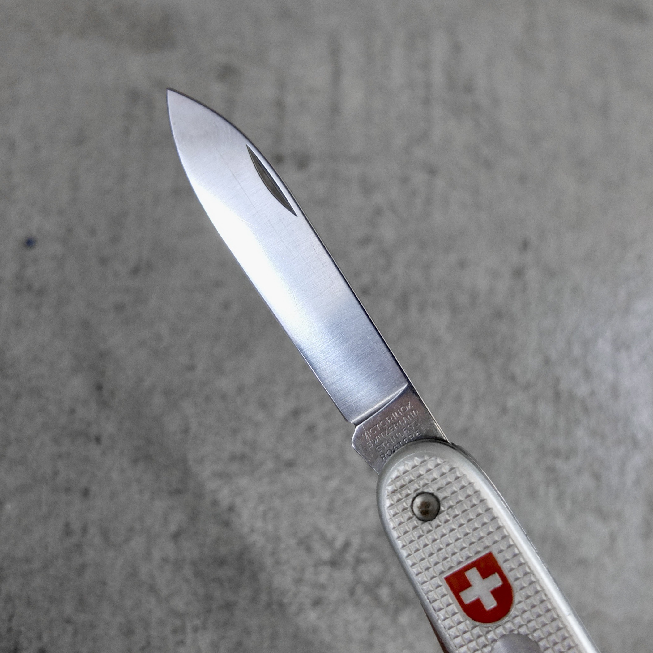 Victorinox 1977 Swiss army knife