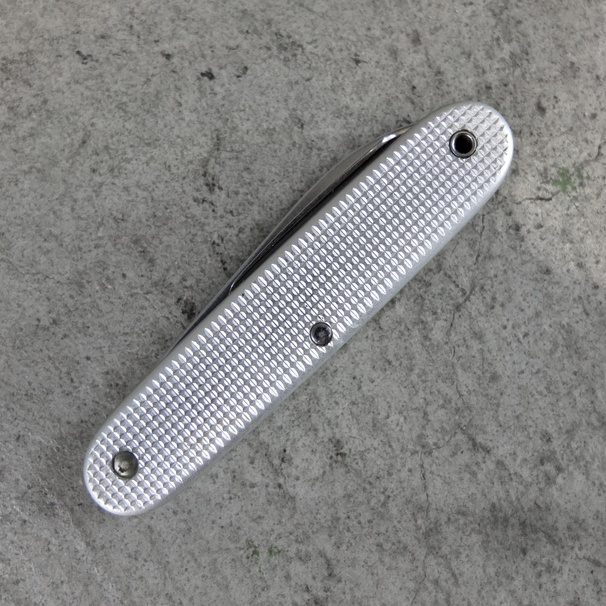 Victorinox 1977 Swiss army knife