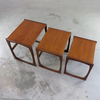 Tables gigognes scandinaves Mid-century