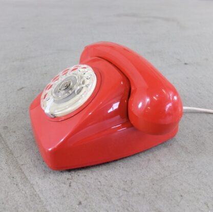 Téléphone rouge vintage 1970