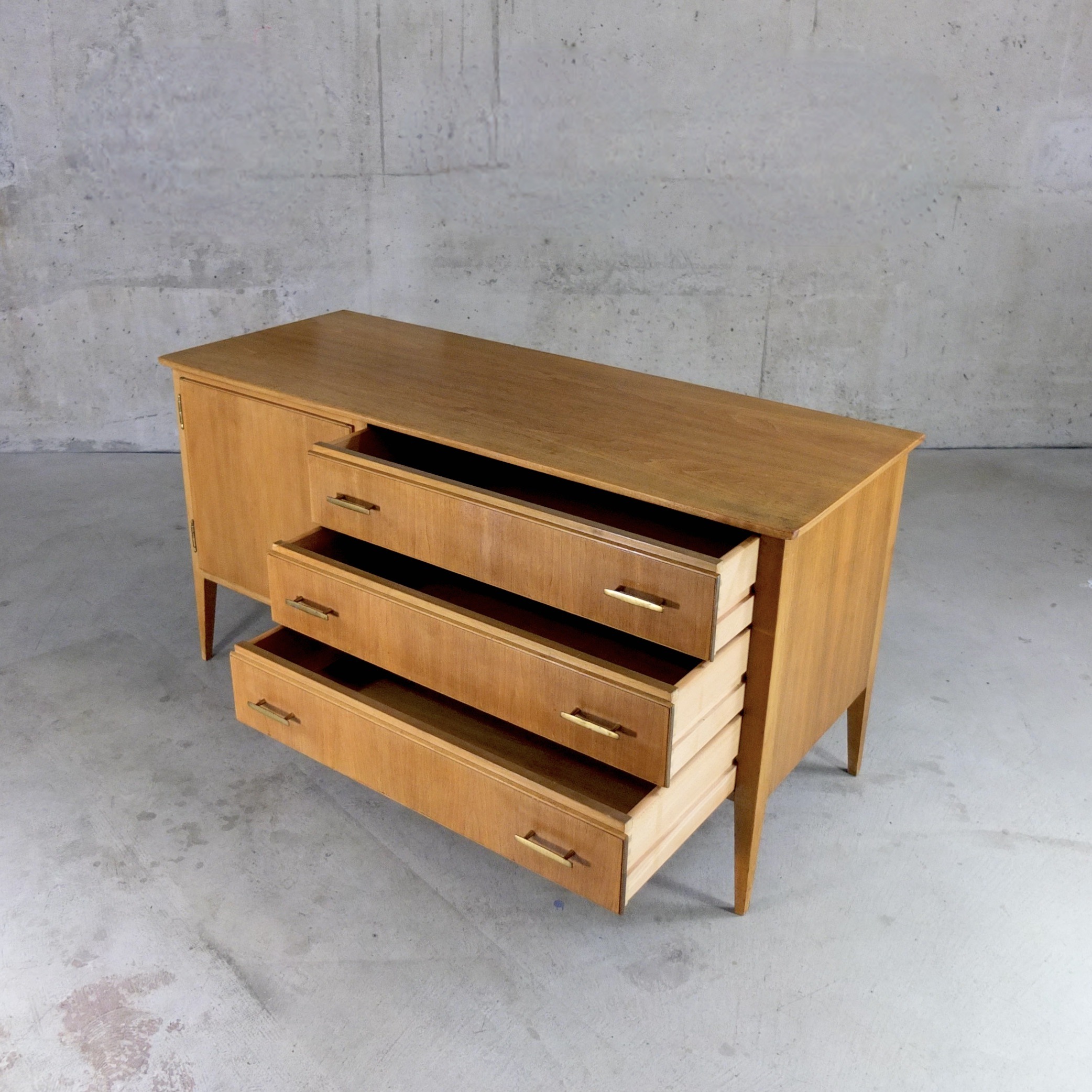 petit-sideboard-vintage-1950-02 Petit sideboard vintage 1950