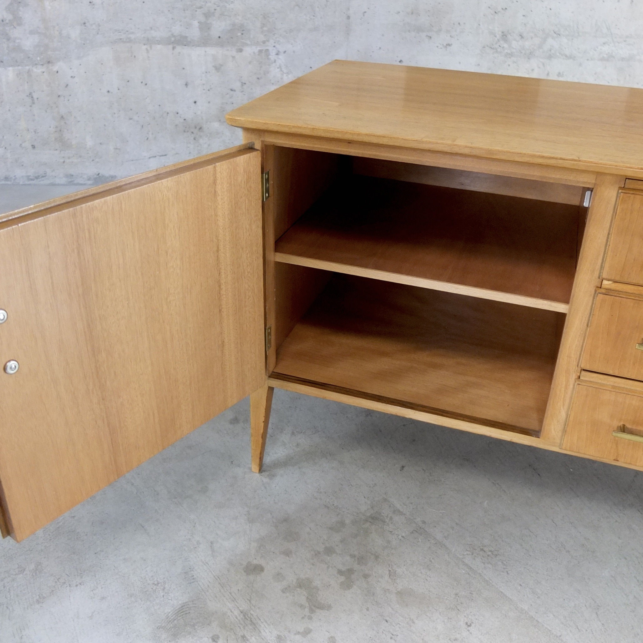 petit-sideboard-vintage-1950-08 Petit sideboard vintage 1950