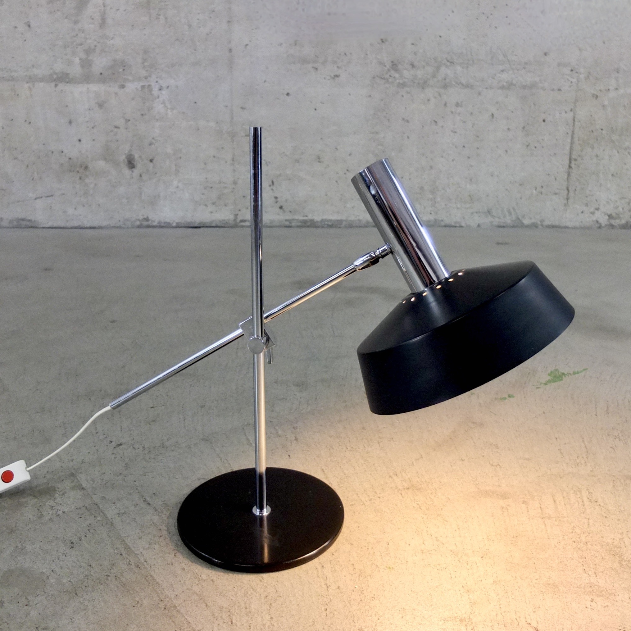 vintage-desk-lamp-1960s-1970s-05 Vintage desk lamp 1960s–1970s