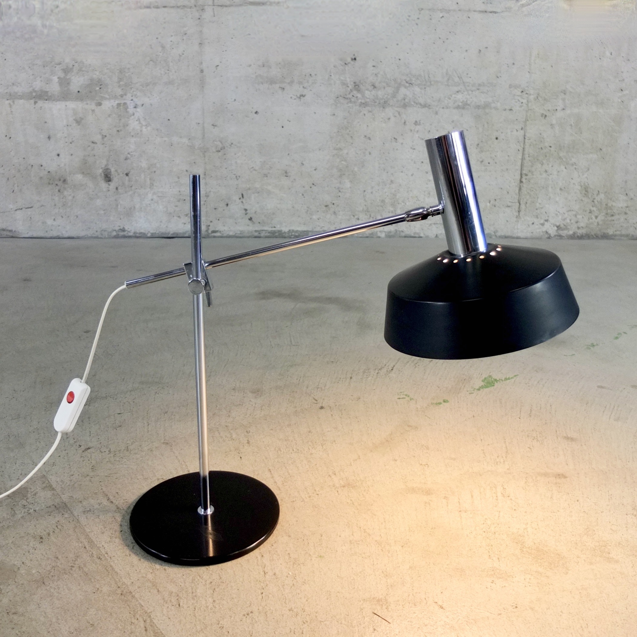 vintage-desk-lamp-1960s-1970s-01 Vintage desk lamp 1960s–1970s