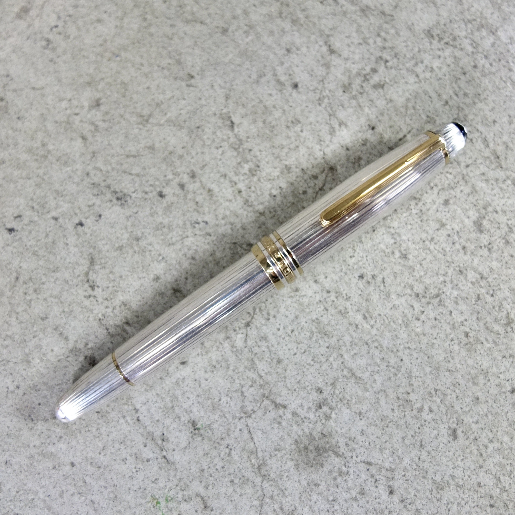stylo-plume-montblanc-meisterstueck-argent-01 Stylo plume Montblanc Meisterstück argent
