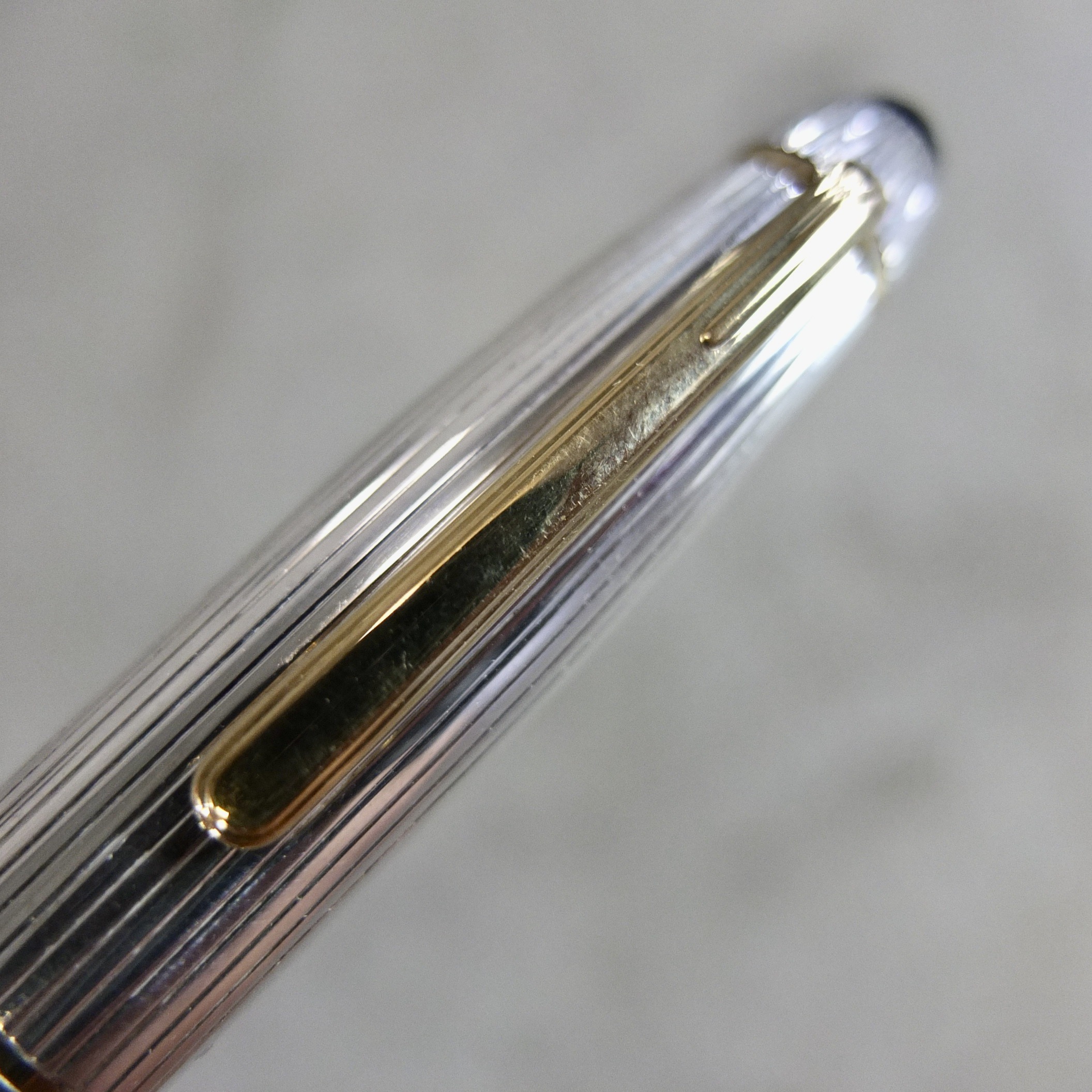 stylo-plume-montblanc-meisterstueck-argent-04 Stylo plume Montblanc Meisterstück argent