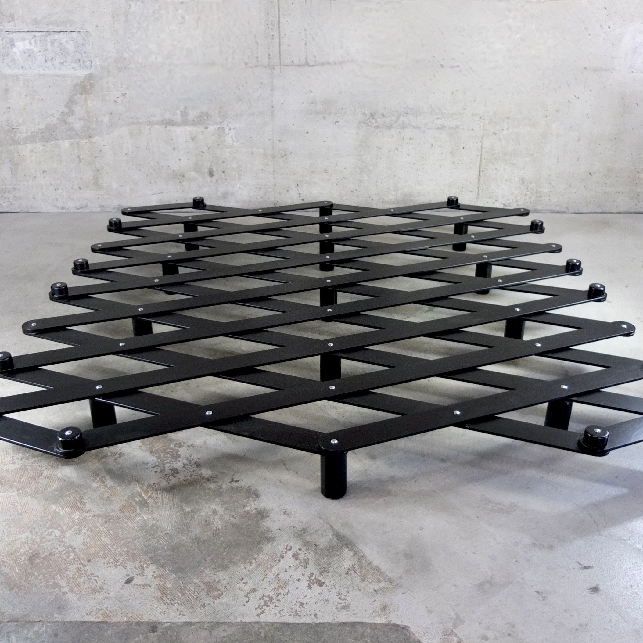 Scheren-Bett 990 Kurt Thut