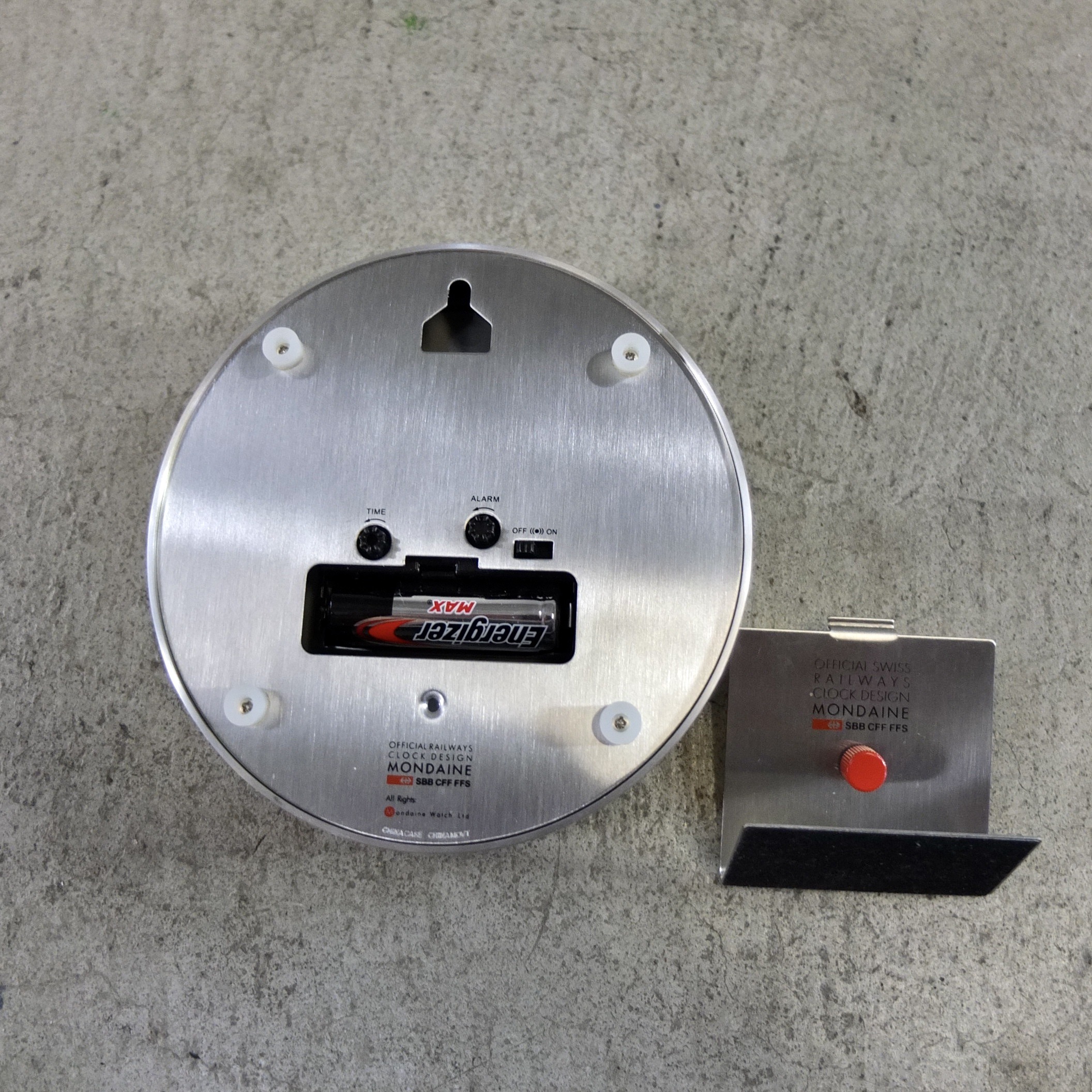 Mondaine SBB Tischuhr Wecker
