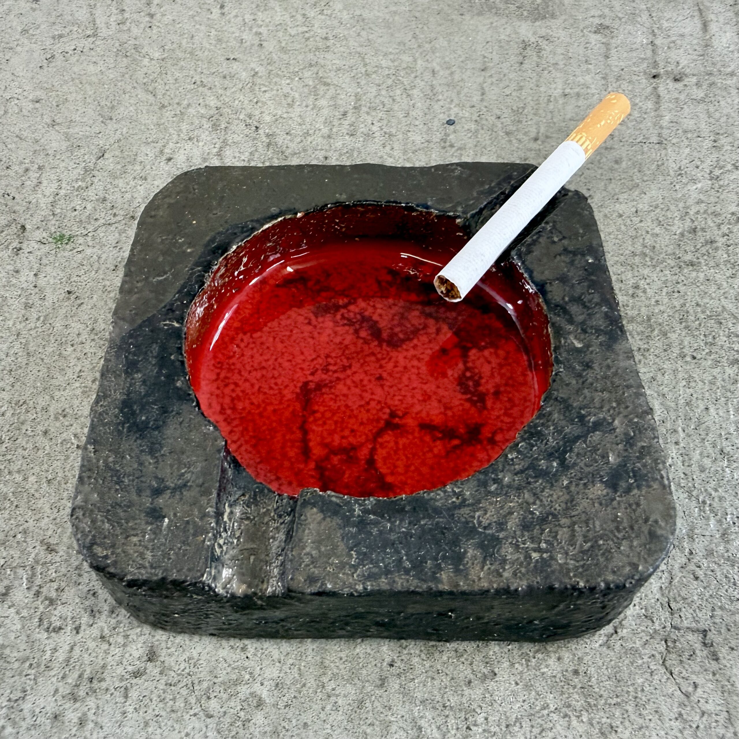 Mid-century Keramik Aschenbecher Brutalist