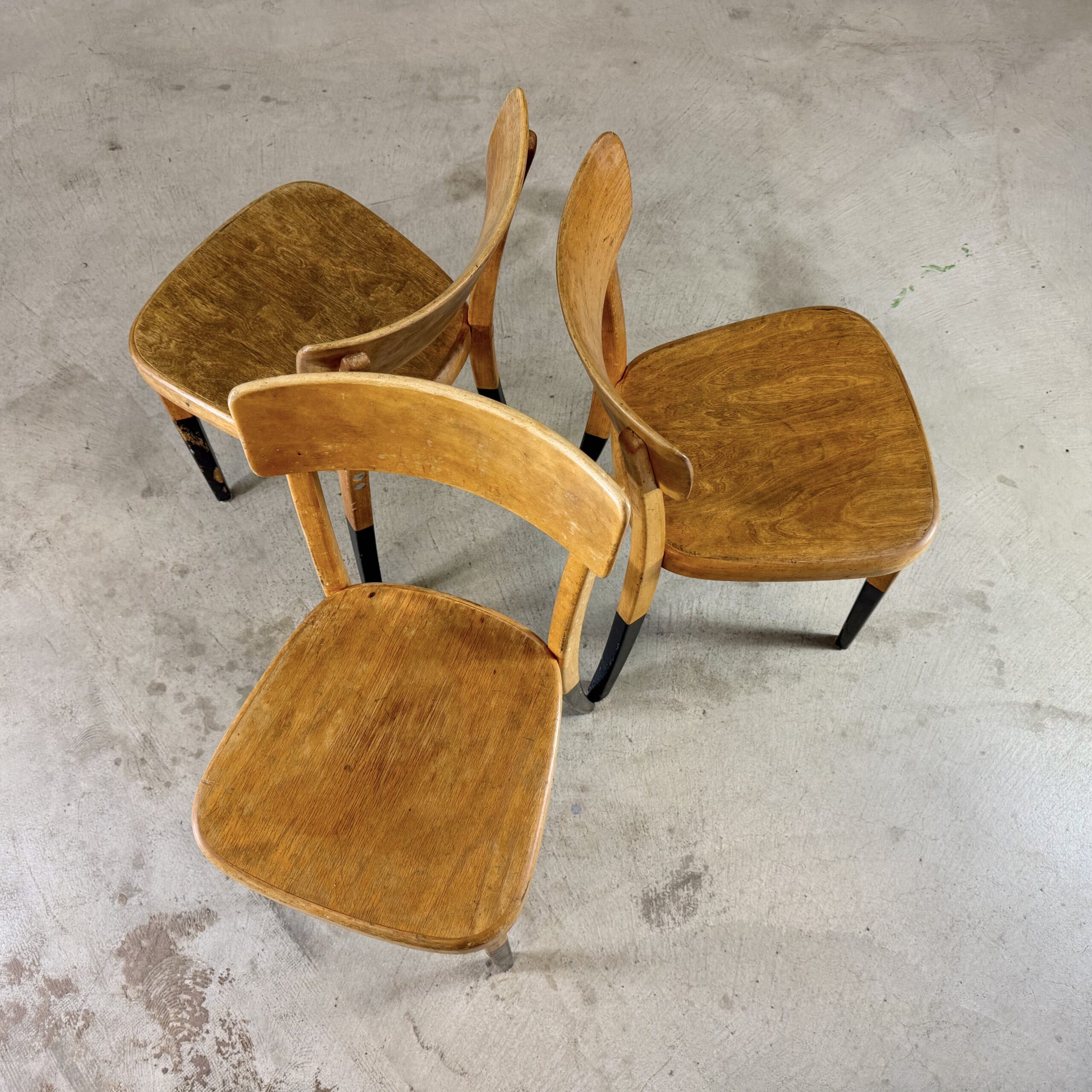 Vintage Schweizer Holzstühle Liestal